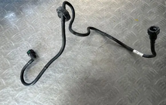 Peugeot 308 Vacuum line/pipe/hose 9813095080