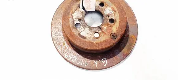 Toyota Prius (XW20) Rear brake disc neventiliuojamas