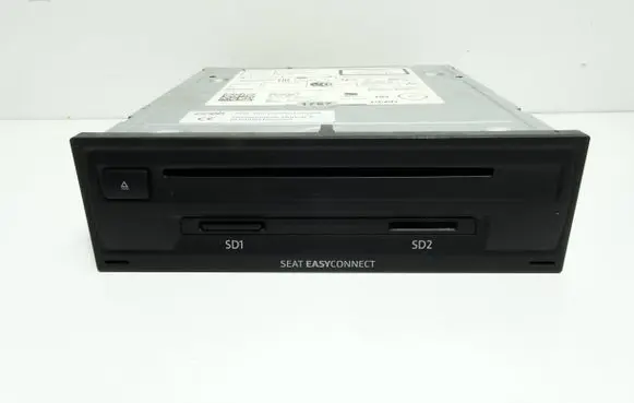 Seat Leon (5F) Radio/CD/DVD/GPS head unit 5QA035858B SEZAZ2T1158981