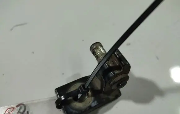 Audi A3 S3 8P Rear door lower hinge