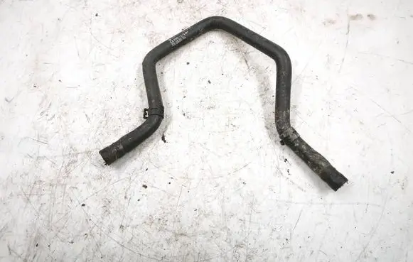 Audi A4 S4 B5 8D Engine coolant pipe/hose 8D0121107M