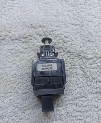Volvo XC90 Brake pedal sensor switch 8622064