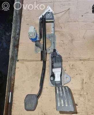 Ford Focus Brake pedal BV612467GB