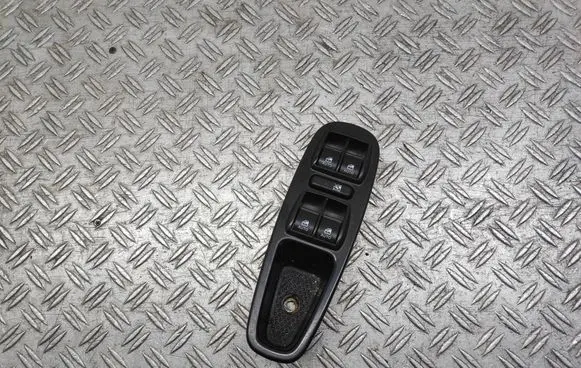 Fiat 500L Electric window control switch 735589735