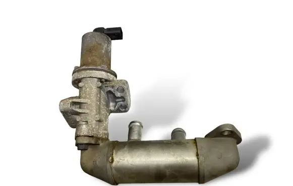 KIA Sorento EGR valve D4CB
