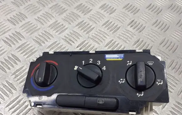 Opel Astra G Interior fan control switch 13200652
