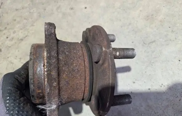 Ford Transit - Tourneo Connect Rear wheel ball bearing 