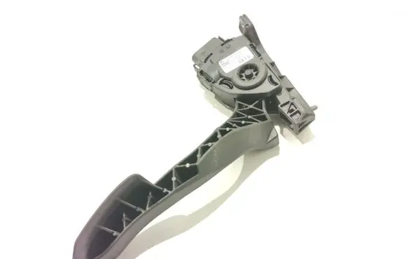 Ford S-MAX Accelerator throttle pedal 6G929F836LC