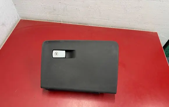 BMW X3 G01 Glove box 9363451 51169363451 10055910