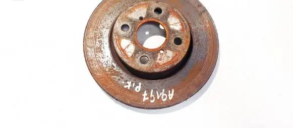 Toyota Yaris Front brake disc ventiliuojamas