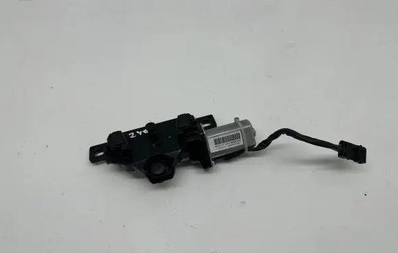 BMW 5 E60 E61 Tailgate/trunk/boot lock/catch/latch 489051060 Us7129931