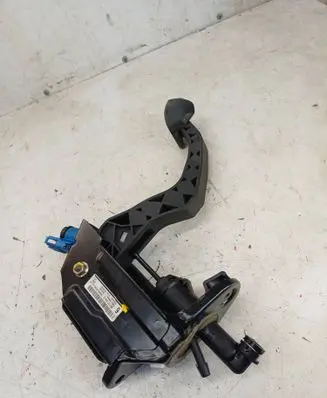 Skoda Fabia Mk1 (6Y) Clutch pedal 6Q1721059Q 6Q0721388
