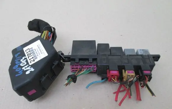 Skoda Octavia Mk1 (1U) Fuse box set