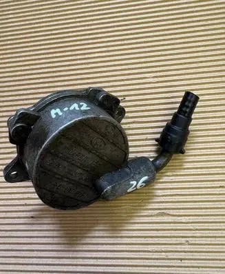 Vacuum pump