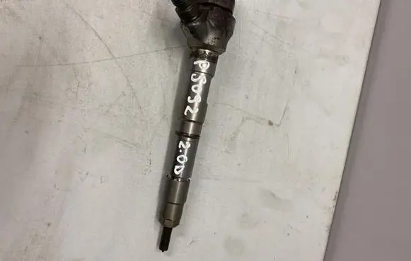 Skoda Karoq Fuel injector 04L130277AC