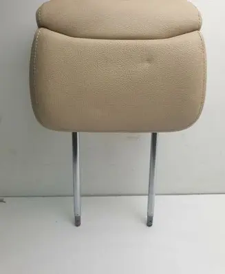 Audi A8 S8 D4 4H Front seat headrest 