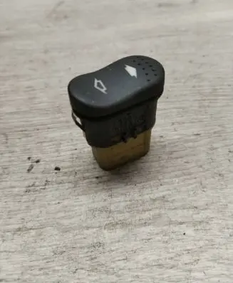Ford Focus Electric window control switch 14529