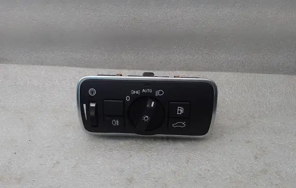 Volvo XC60 Light switch 31443839