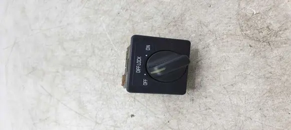 Nissan Patrol Y61 Differential lock switch NOCODE