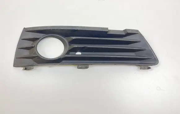 Opel Zafira B Front bumper lower grill F0513988 13124990 325769024