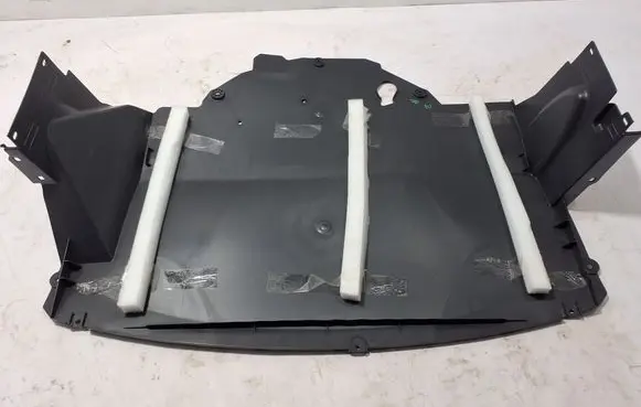 Renault Master III Engine splash shield/under tray 758903761R