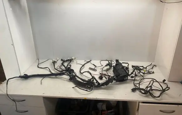 Toyota Hilux (AN120, AN130) Engine installation wiring loom