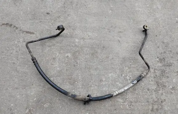 Suzuki Grand Vitara II Power steering hose/pipe/line