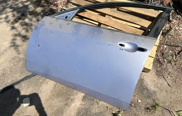 Mazda 6 Front door