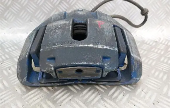 BMW 7 E65 E66 Front brake caliper