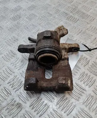 Land Rover Discovery 3 - LR3 Front brake caliper 