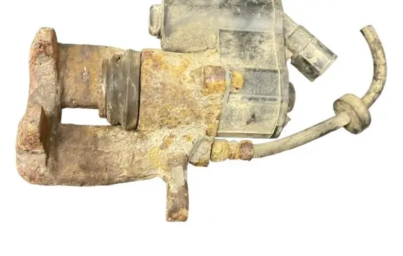 Audi A6 S6 C6 4F Rear brake caliper 32329695