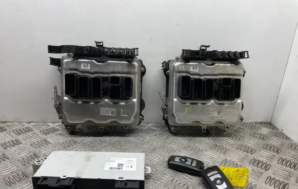 BMW M5 Engine ECU kit and lock set 8611709 0261S09372 9299336