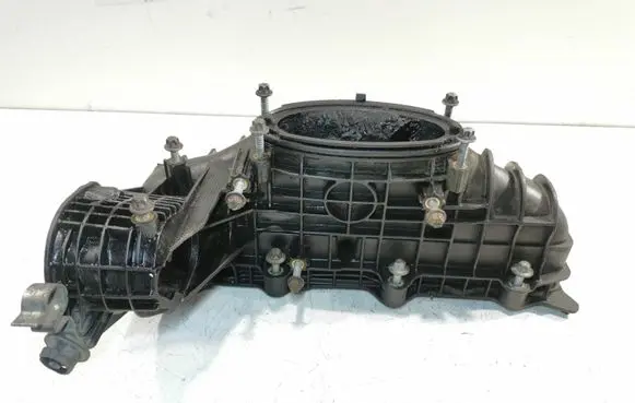 Mercedes-Benz Sprinter W906 Intake manifold