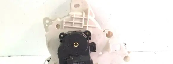 Toyota Land Cruiser (J150) Air flap motor/actuator 063800-0172PLS