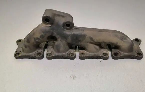 Audi A4 S4 B6 8E 8H Exhaust manifold 058253033E