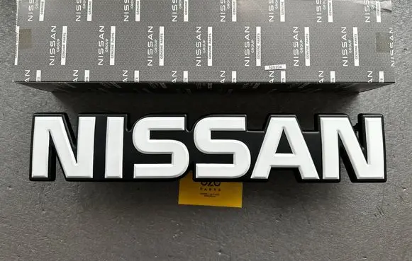 Nissan Patrol Y60 Manufacturer badge logo/emblem 6289006J00