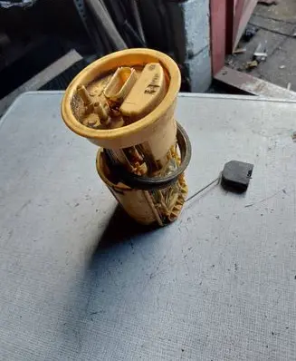 Volkswagen Multivan T5 In-tank fuel pump 7E0919088