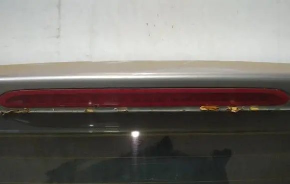 Volkswagen Golf V Third/center stoplight