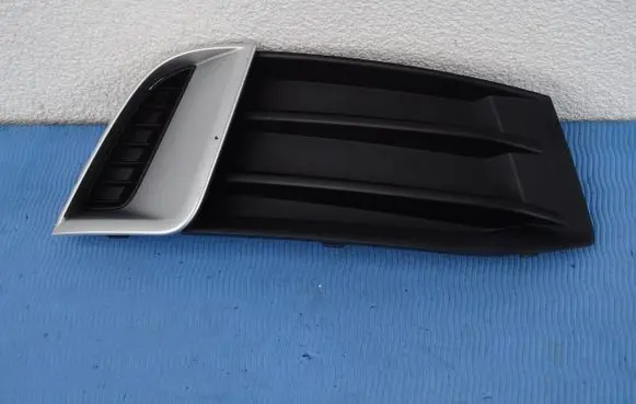 Audi A3 S3 8V Front bumper lower grill 8V5807682P
