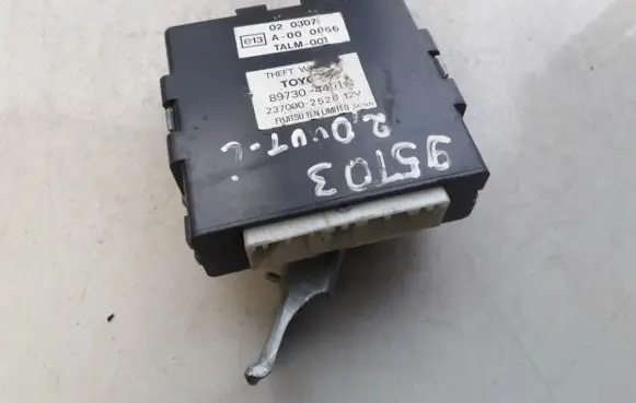 Toyota Avensis Verso Other control units/modules 2370002520 89730-4401