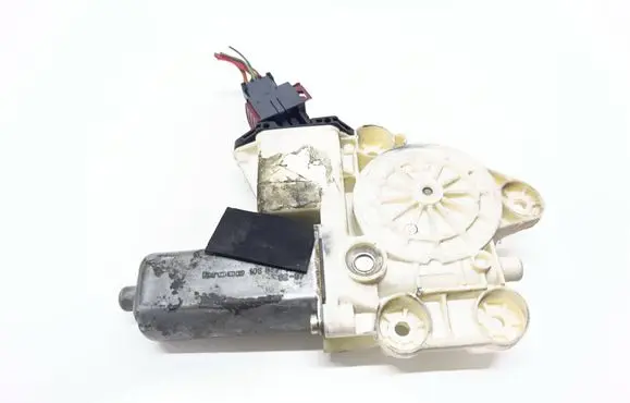 Opel Vectra C Rear door window regulator motor 106155102 1137328066 9178987
