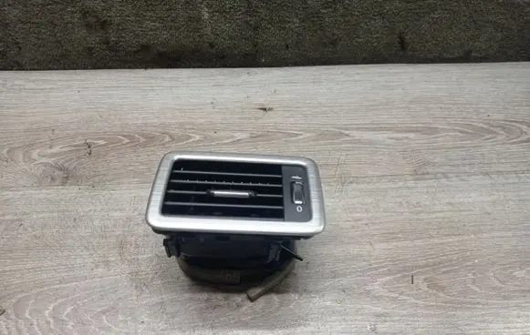 Dashboard side air vent grill/cover trim