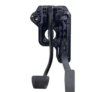 Chrysler Pacifica Pedal assembly 04581677AB 04581676AC P04581676AC