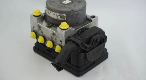 Mazda 3 II ABS Pump BHR1437A0A 06210971313