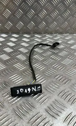 Nissan Qashqai Tailgate opening switch 