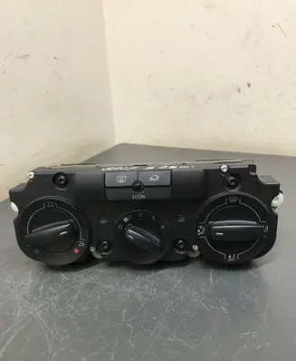 Volkswagen Golf V Climate control unit 74730900