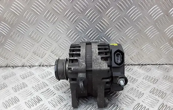 Hyundai i40 Generator/alternator 2609674