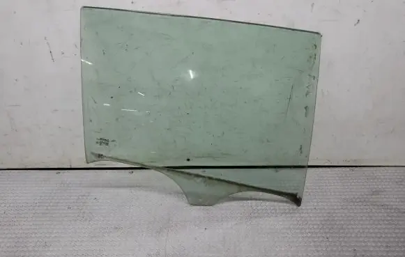 Renault Laguna III Rear door window glass