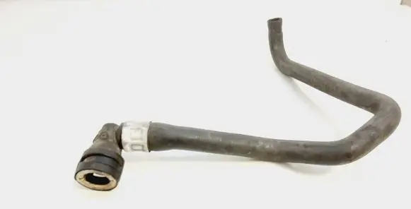 Volvo XC90 Engine coolant pipe/hose 8684526