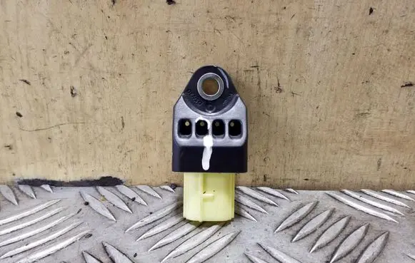 Subaru Outback Airbag deployment crash/impact sensor 98235AJ000